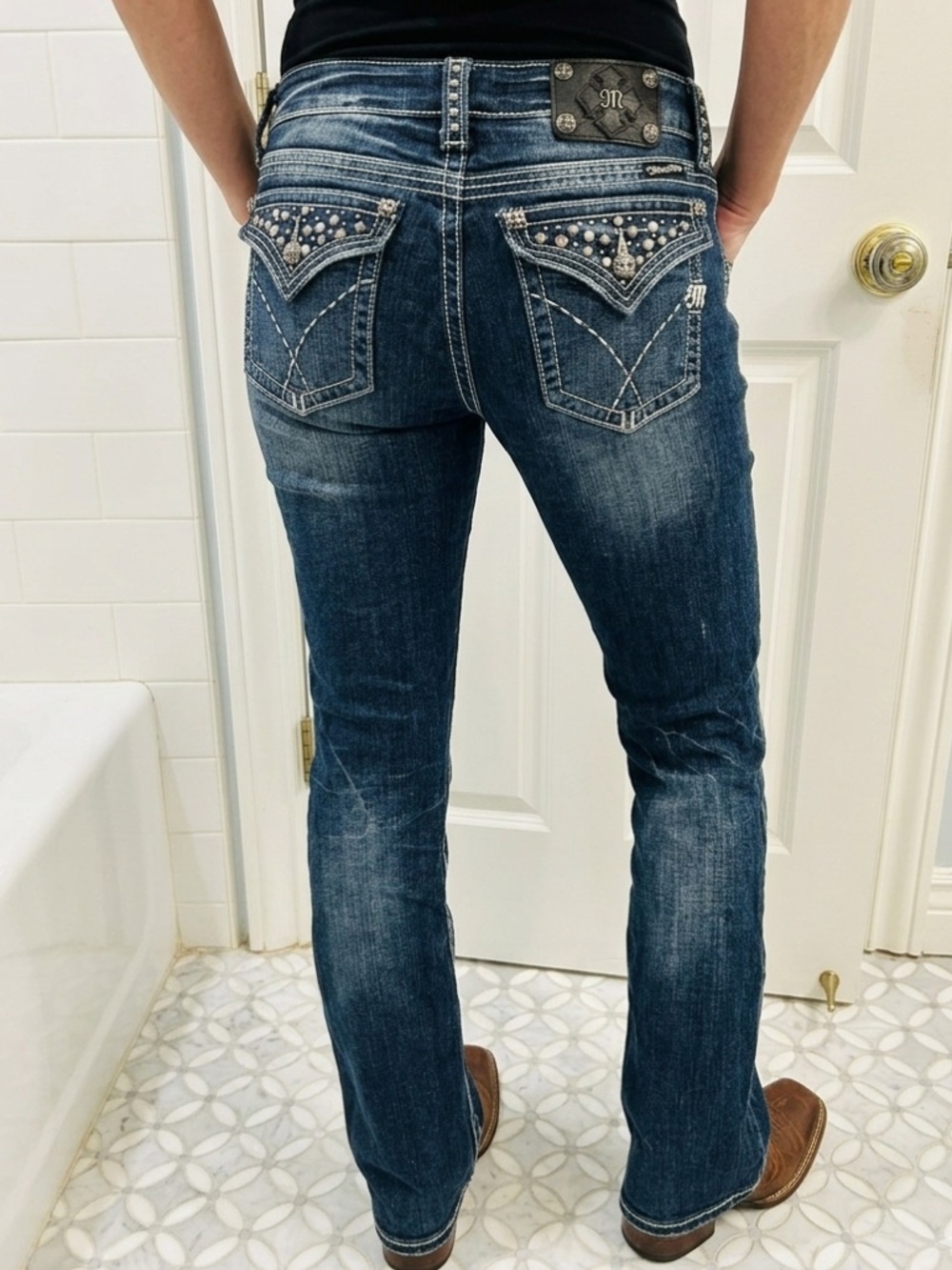 Vintage Miss Me Mid Rise Bootcut Jeans Studded Embellished Flap Pocket 31 x 35 - Picture 2 of 13